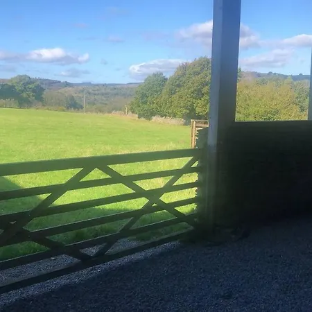 The Milking Parlour At Berthllwyd Villa Quakers Yard Exterior photo
